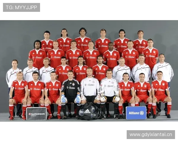 德甲球队汉堡阵容名单与战术分析